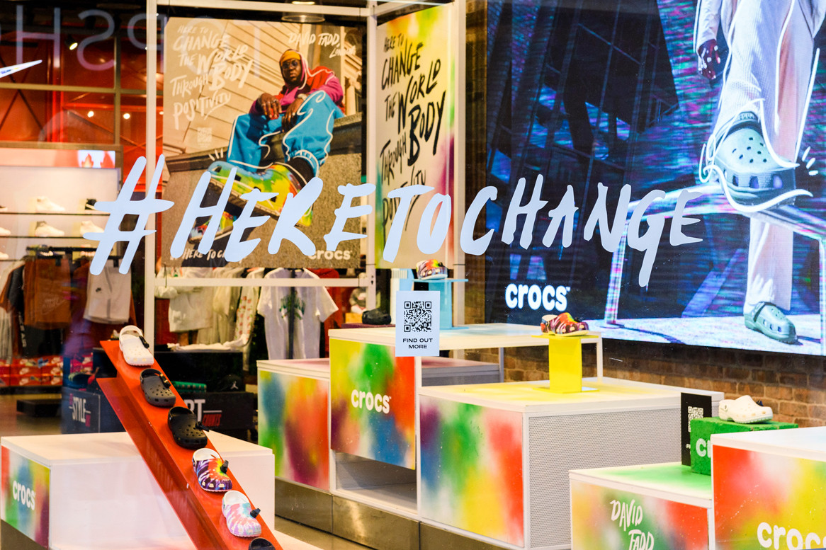 O12 Crocs Footlocker Marble Arch 2405 21 03