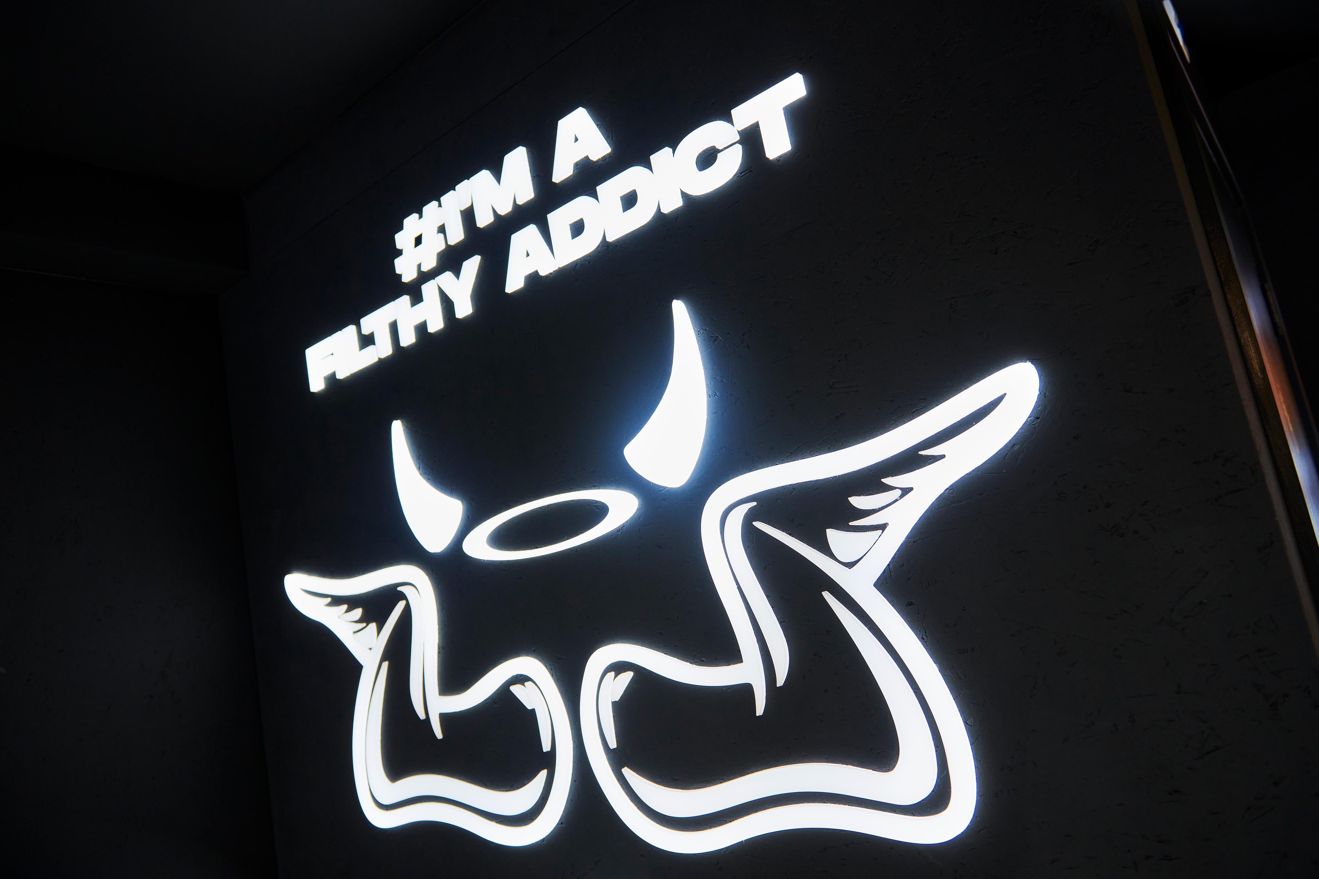 O12 Filthywings 0088