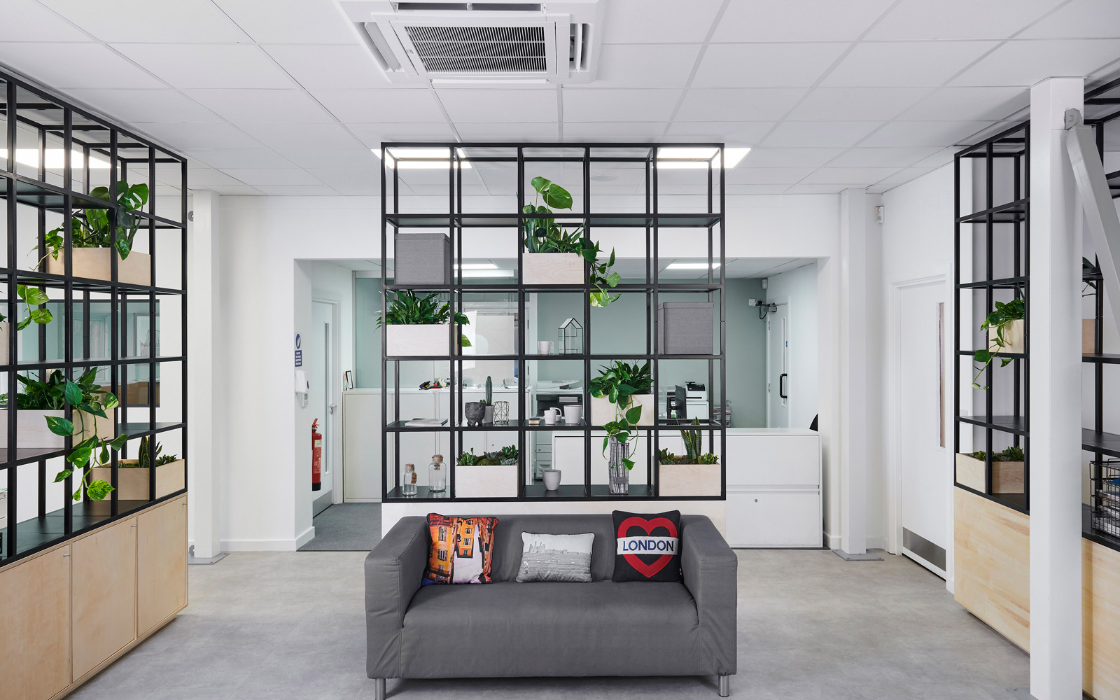 Office12 Behrens 0011 2 3