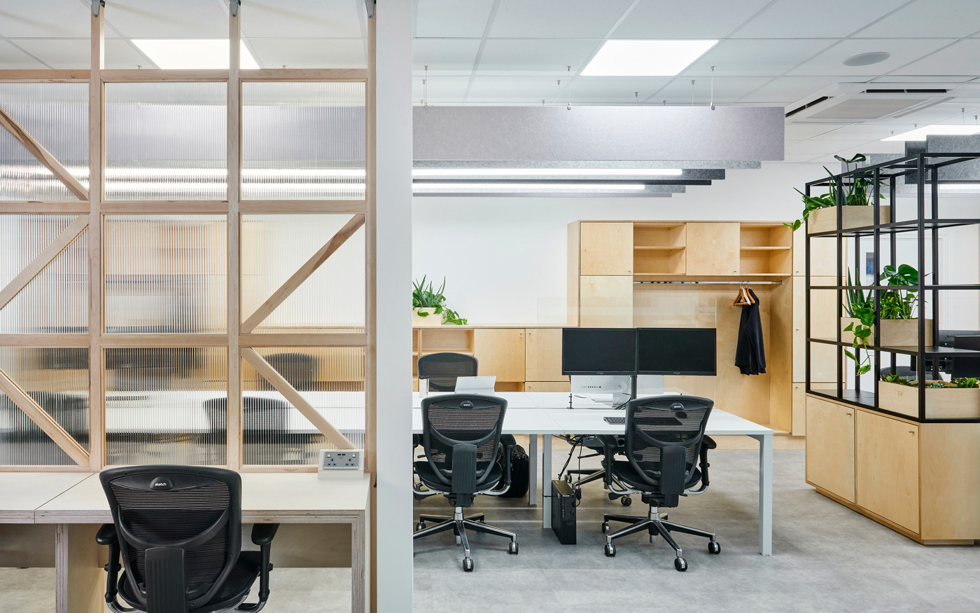 Office12 Behrens 0014 5 6